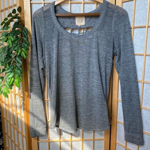 ⚙️CHASER CUT OUT LONG SLEEVE TEE - Picture 2 of 4